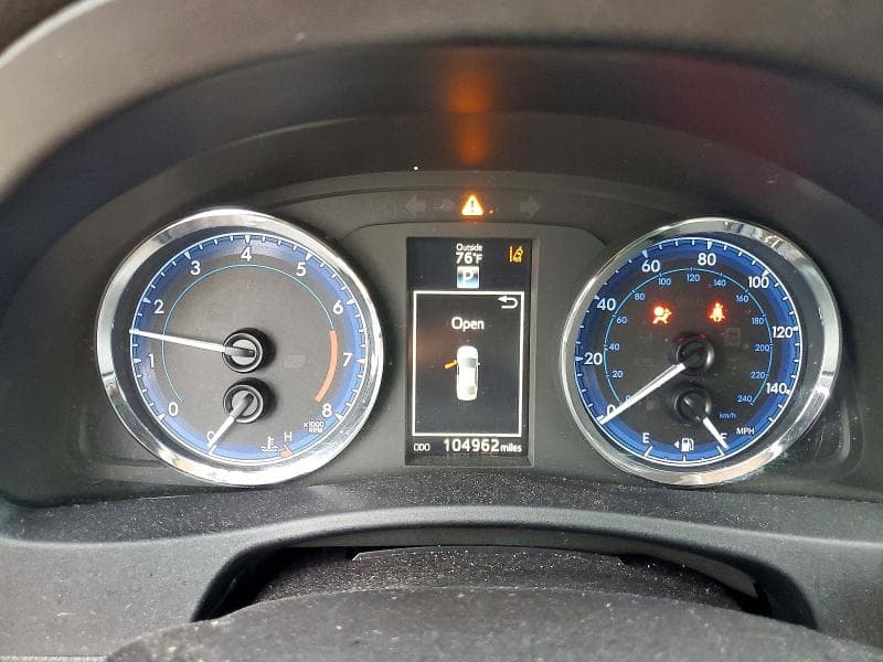 2018 TOYOTA COROLLA SE SE 9