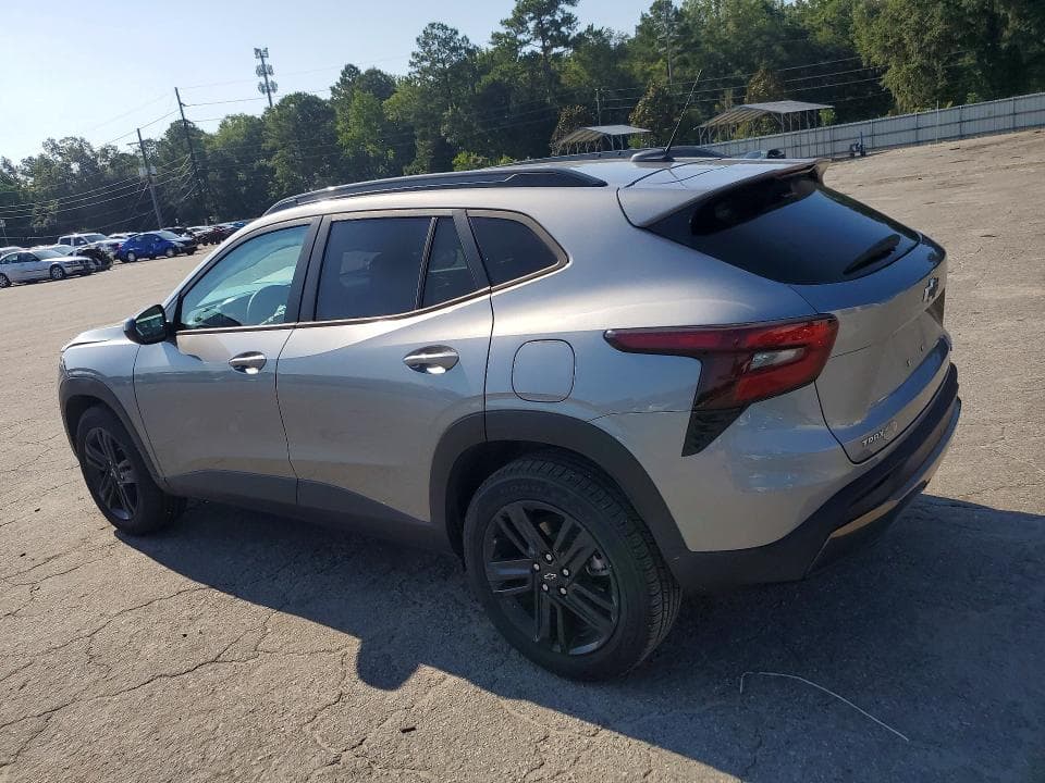 2025 CHEVROLET TRAX ACTIV 2
