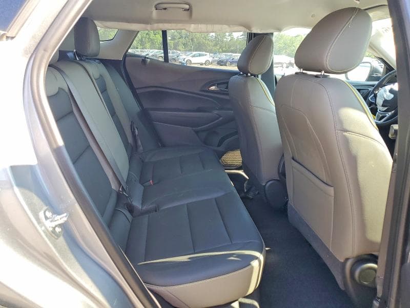 2025 CHEVROLET TRAX ACTIV 11
