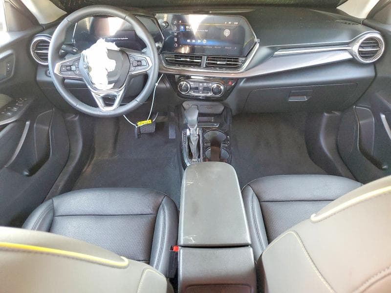 2025 CHEVROLET TRAX ACTIV 8