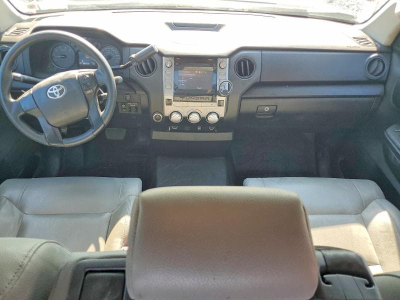 2017 TOYOTA TUNDRA SR SR 8