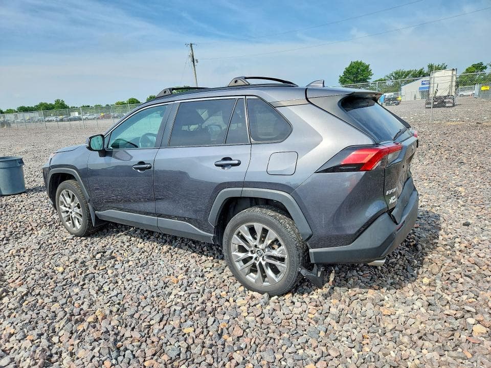 2020 TOYOTA RAV4 XLE PREMIUM 2