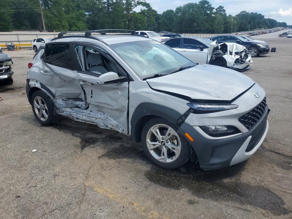 2023 HYUNDAI KONA SEL 4