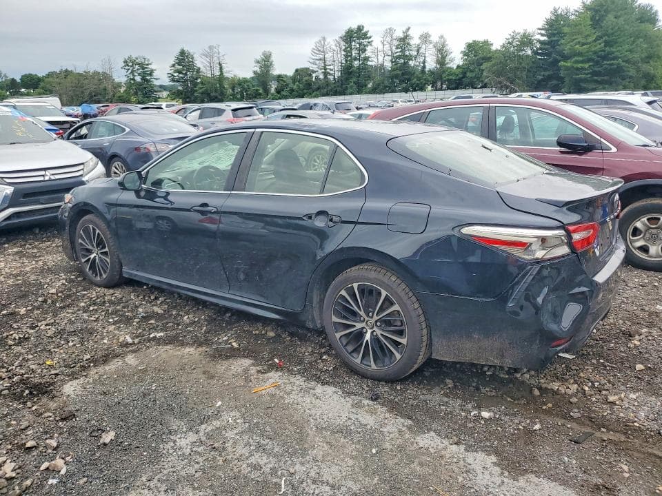 2018 TOYOTA CAMRY SE SE 2
