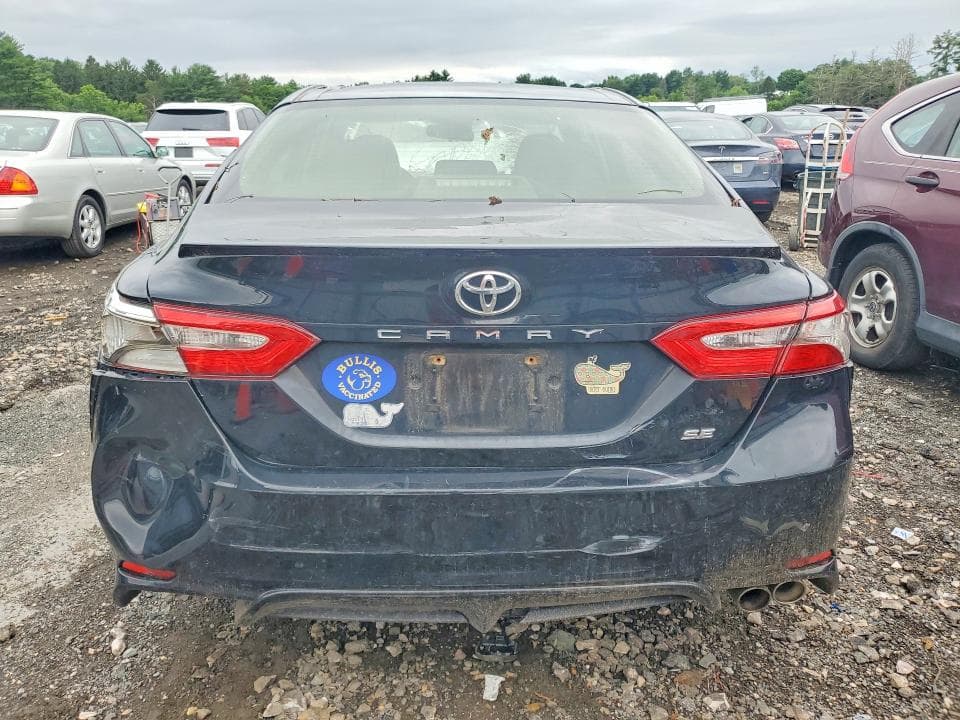 2018 TOYOTA CAMRY SE SE 6