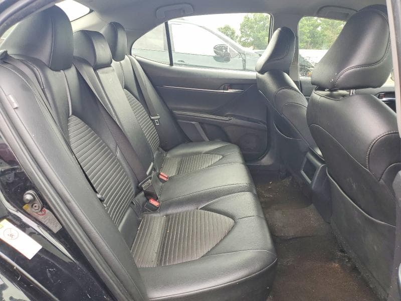 2018 TOYOTA CAMRY SE SE 10