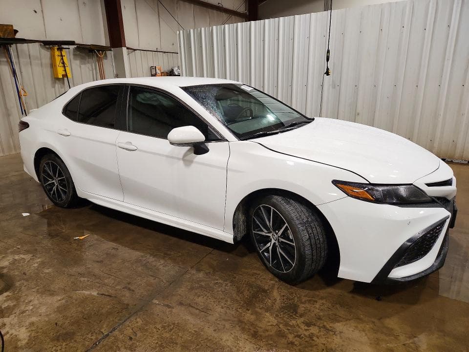 2023 TOYOTA CAMRY HYBRID SE 4