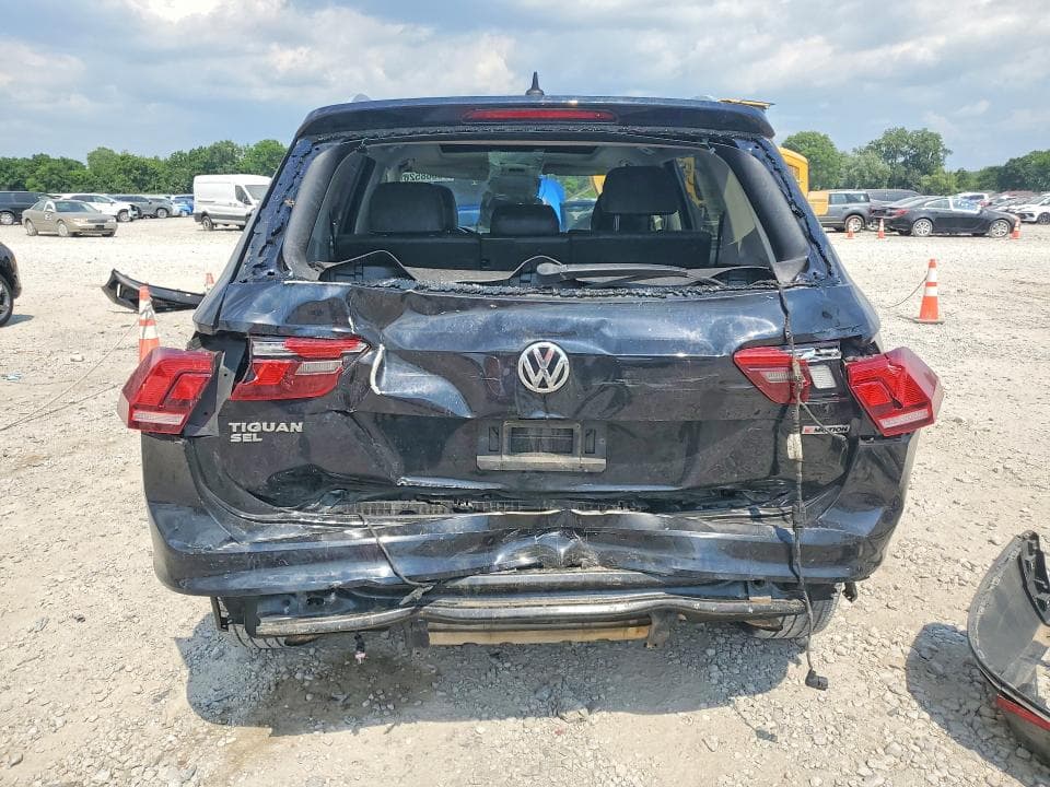 2021 VOLKSWAGEN TIGUAN SE 6