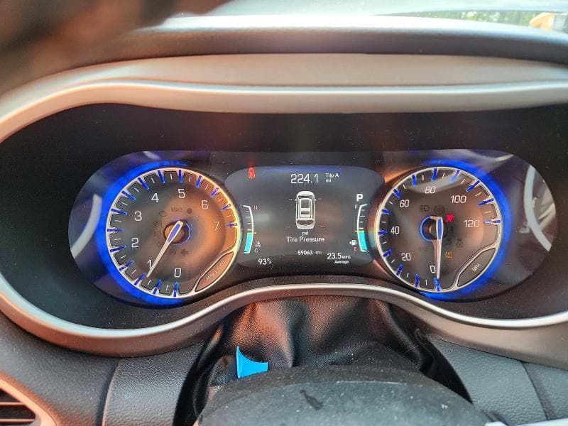 2023 CHRYSLER PACIFICA TOURING L 9
