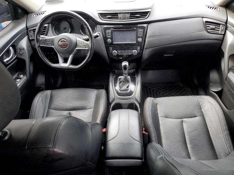 2017 NISSAN ROGUE SL 8
