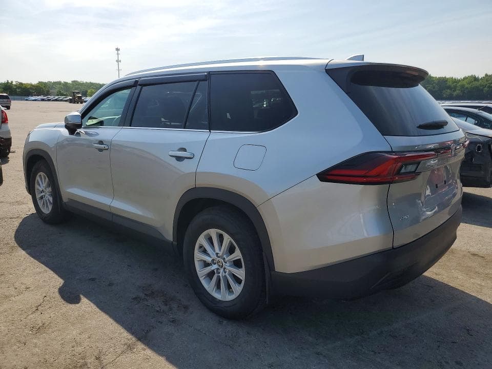2026 TOYOTA GRAND HIGHLANDER XLE 2