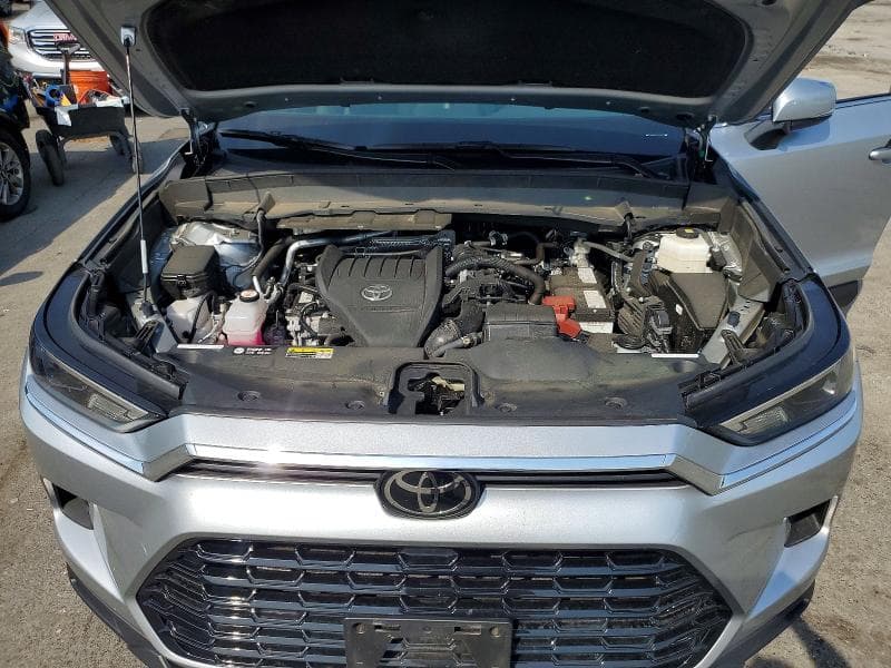 2026 TOYOTA GRAND HIGHLANDER XLE 12