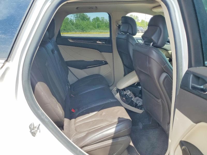 2018 LINCOLN MKC RESERVE 11