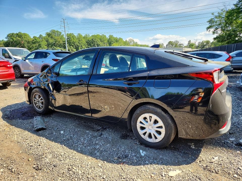 2020 TOYOTA PRIUS LE 2