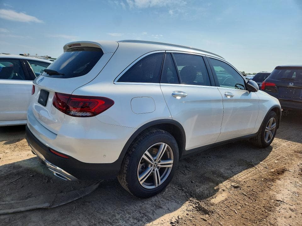 2021 MERCEDES-BENZ GLC 300 300 3