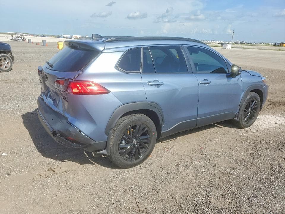 2026 TOYOTA COROLLA CROSS HYBRID XSE 3