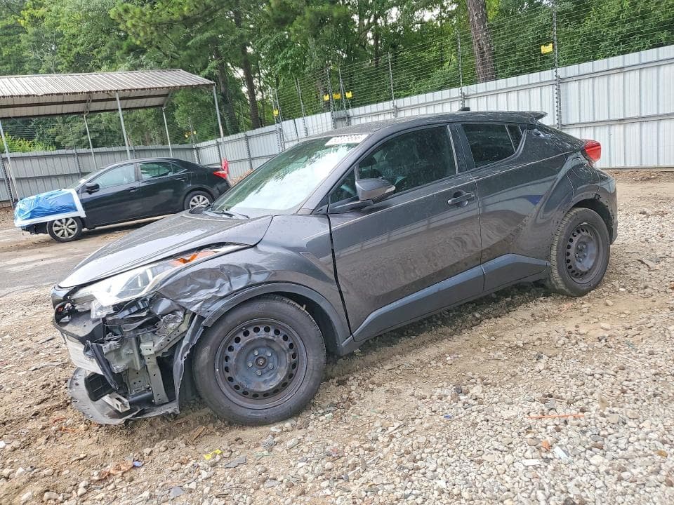 2019 TOYOTA C-HR LE - 1