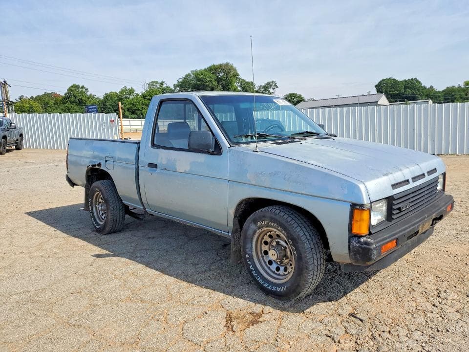 1986 NISSAN D21 SHORT BED 4