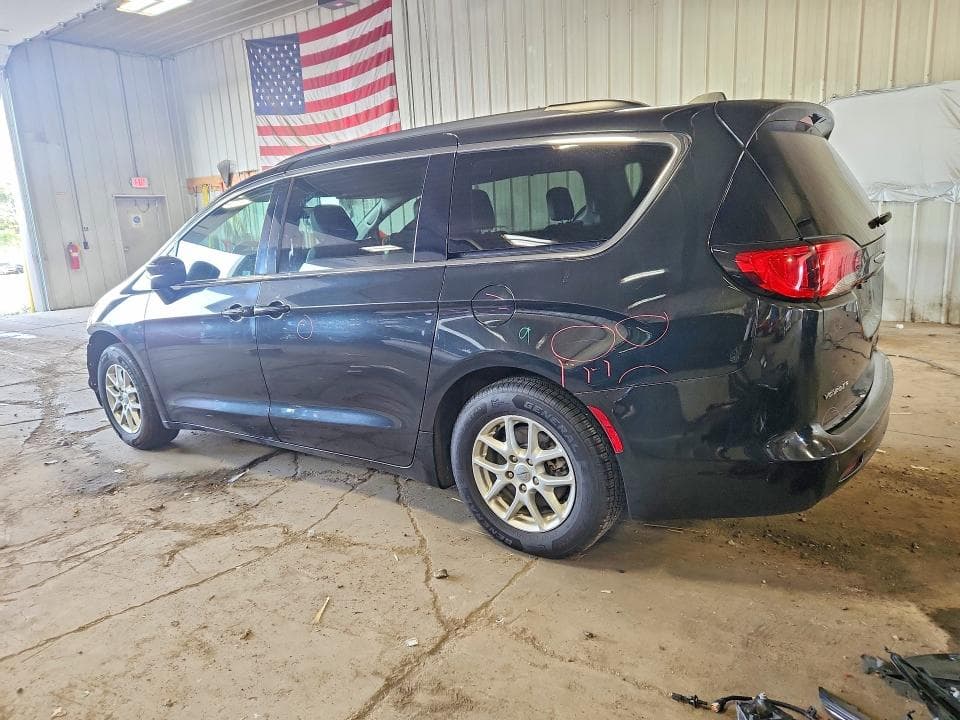 2021 CHRYSLER VOYAGER LXI 2