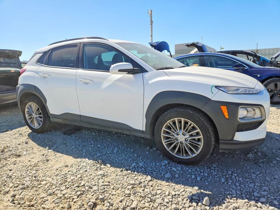 2021 HYUNDAI KONA SEL 4