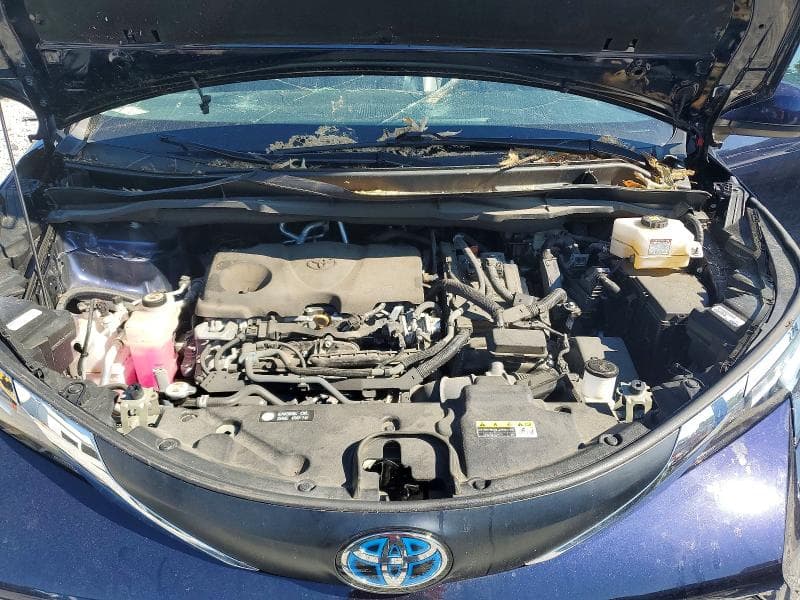 2022 TOYOTA SIENNA XLE 12