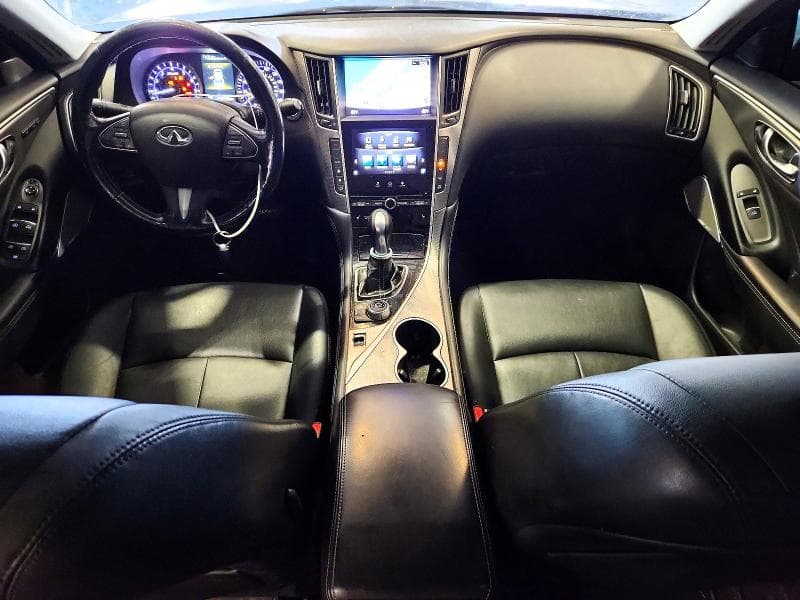 2017 INFINITI Q50 2.0T PREMIUM 2.0T PREMIUM 8