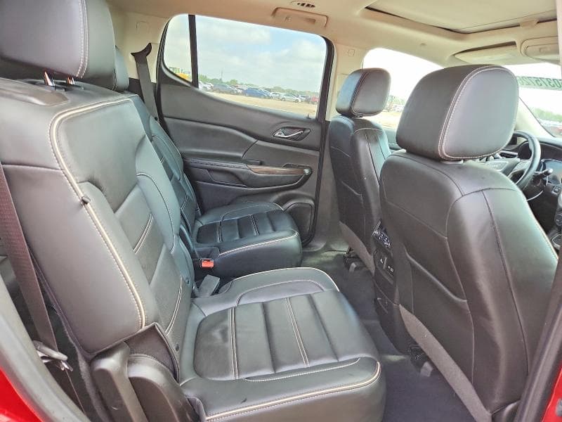 2022 GMC ACADIA DENALI 11