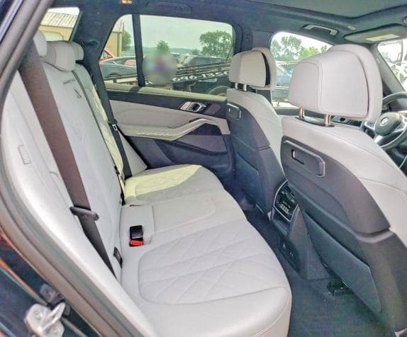 2025 BMW X5 XDRIVE40I 11