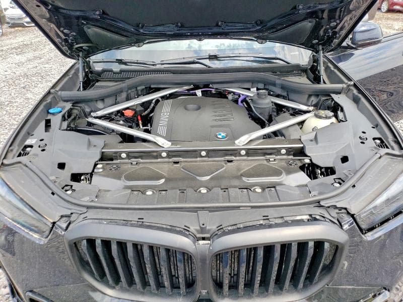 2025 BMW X5 XDRIVE40I 12