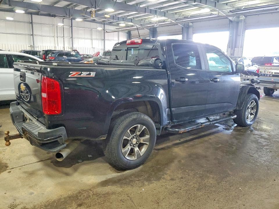 2017 CHEVROLET COLORADO Z71 3