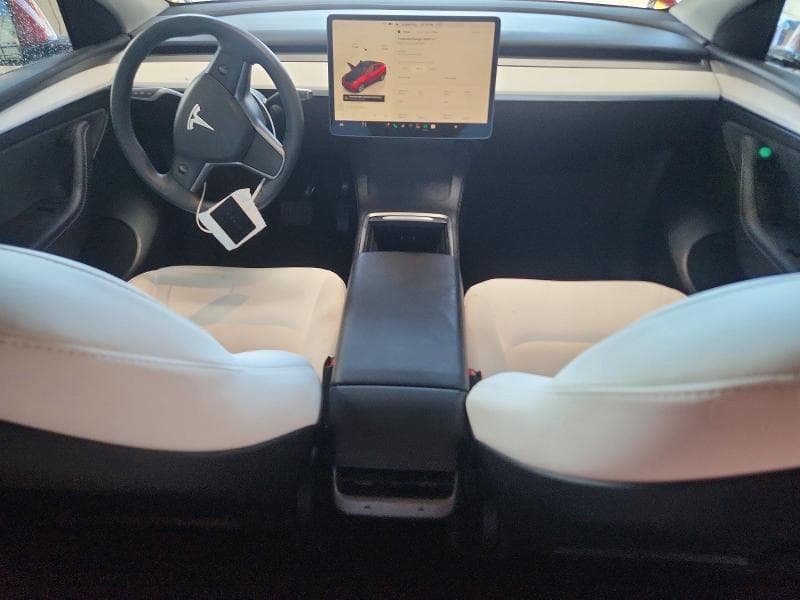 2024 TESLA MDL S 8