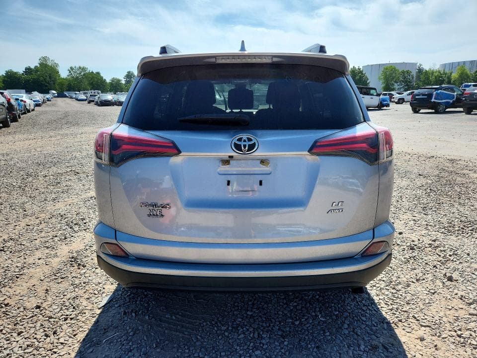 2018 TOYOTA RAV4 LE 6