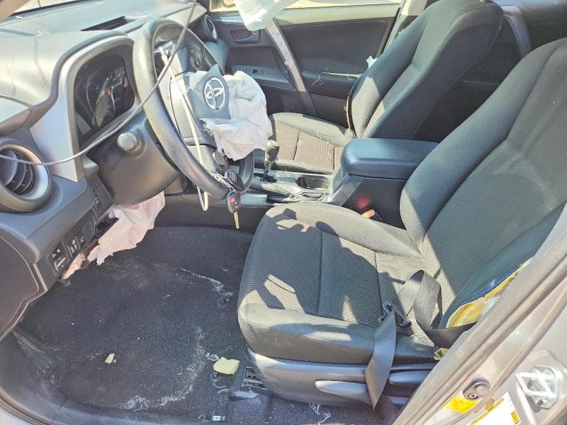 2018 TOYOTA RAV4 LE 7