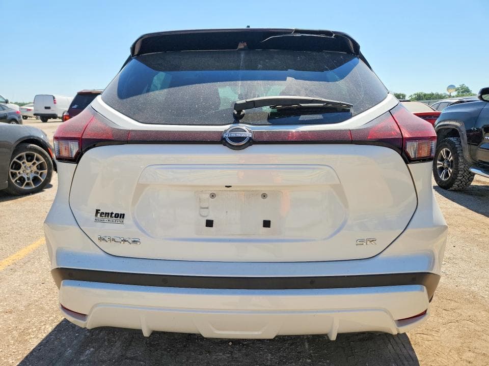 2023 NISSAN KICKS SR 6