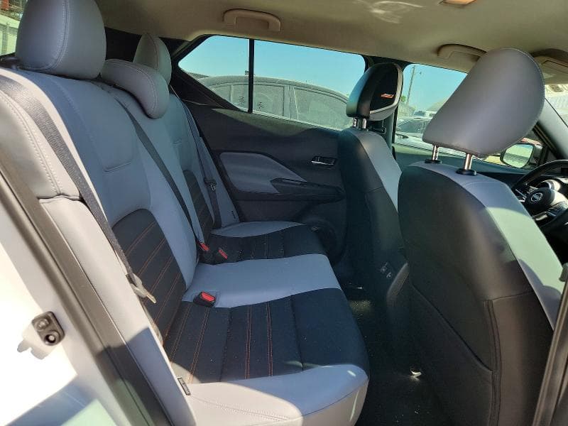2023 NISSAN KICKS SR 10