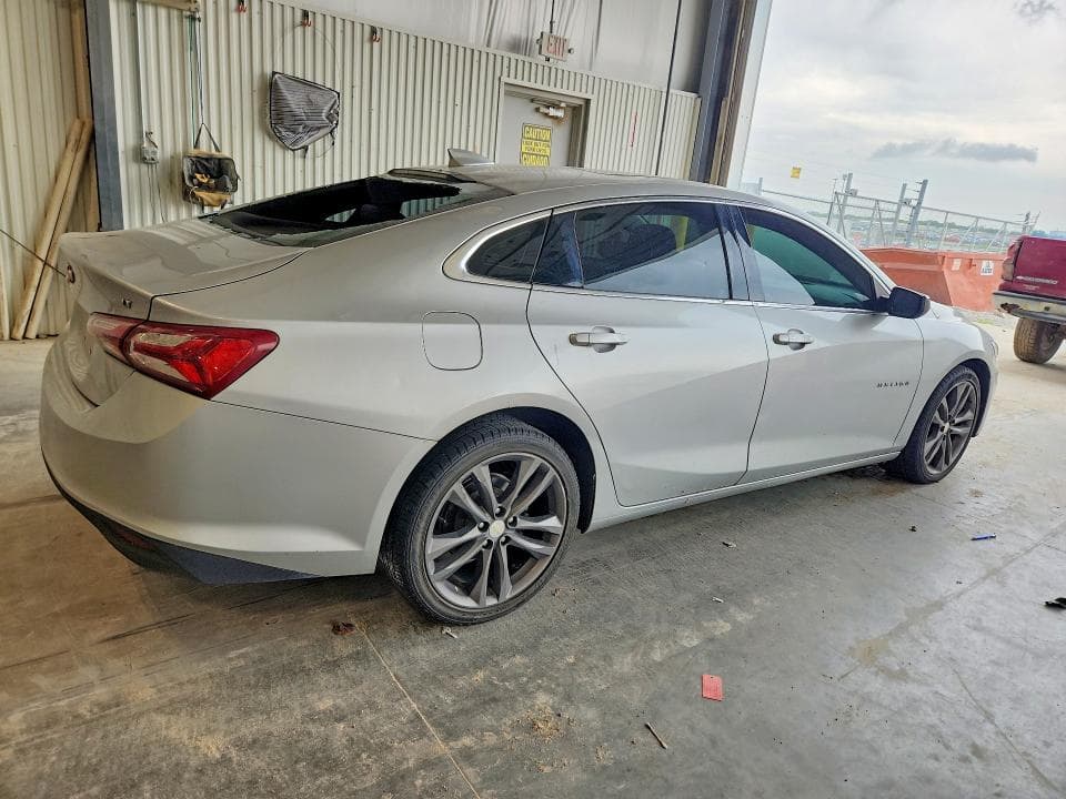 2021 CHEVROLET MALIBU LT 3