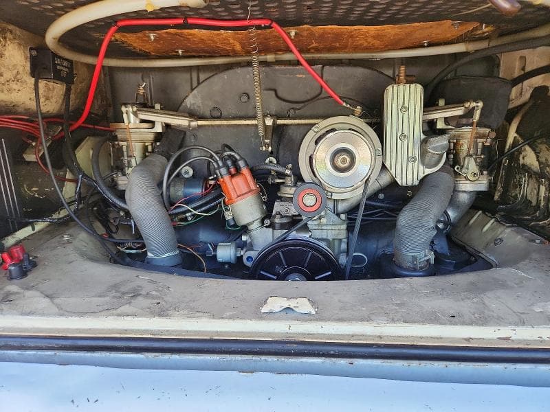 1970 VOLKSWAGEN TRANSPORTER 12