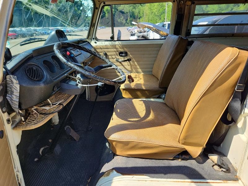 1970 VOLKSWAGEN TRANSPORTER 7