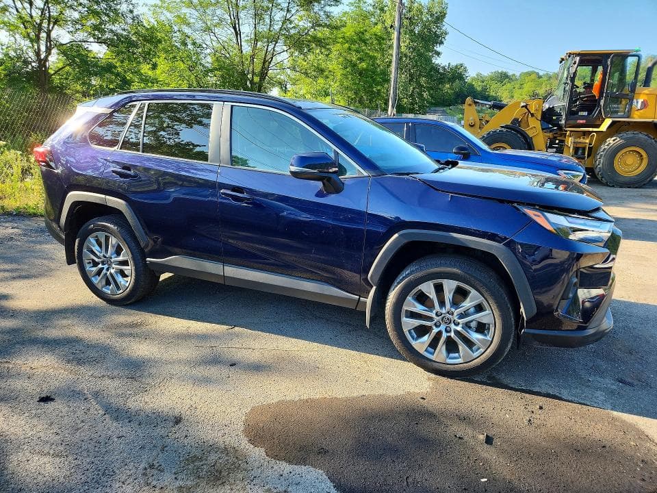 2025 TOYOTA RAV4 XLE PREMIUM XLE PREMIUM 5