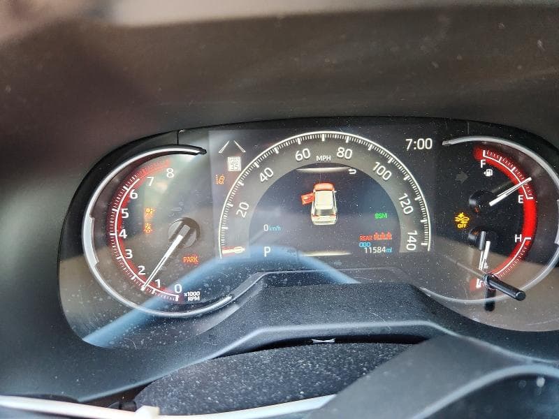 2025 TOYOTA RAV4 XLE PREMIUM XLE PREMIUM 10