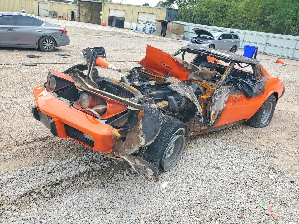 1976 CHEVROLET CORVETTE