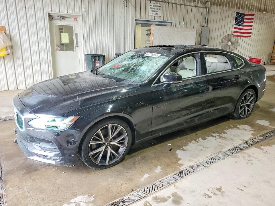 2018 VOLVO S90 T6 MOMENTUM T6 MOMENTUM - 1