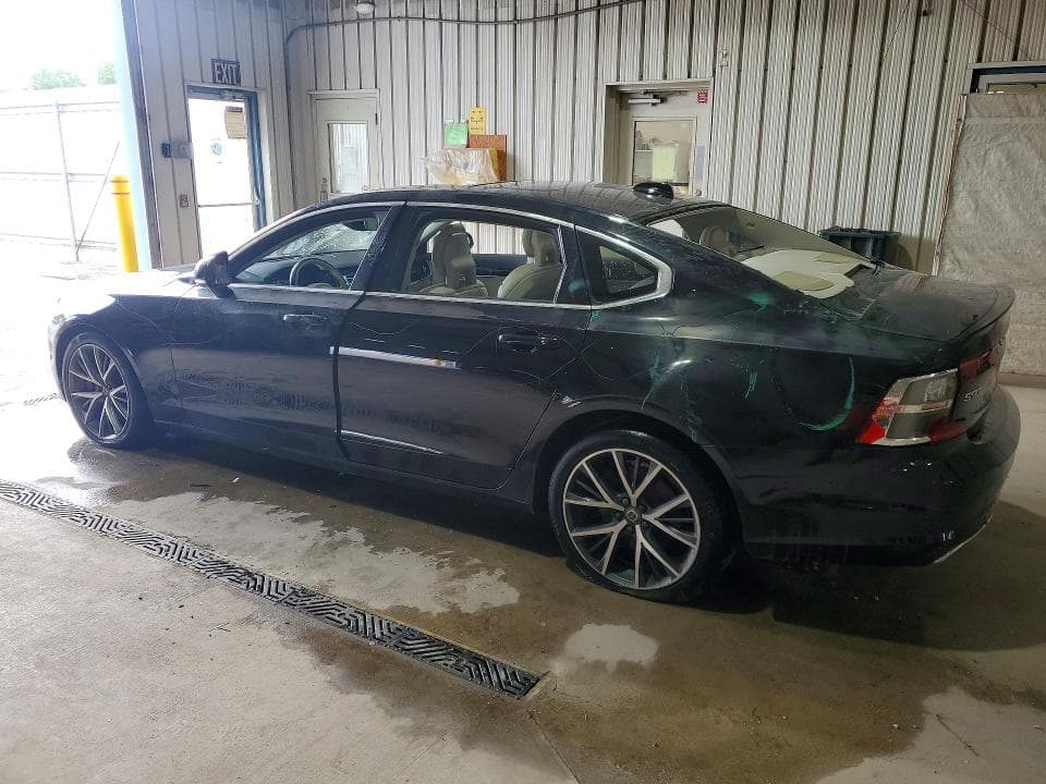 2018 VOLVO S90 T6 MOMENTUM T6 MOMENTUM 2