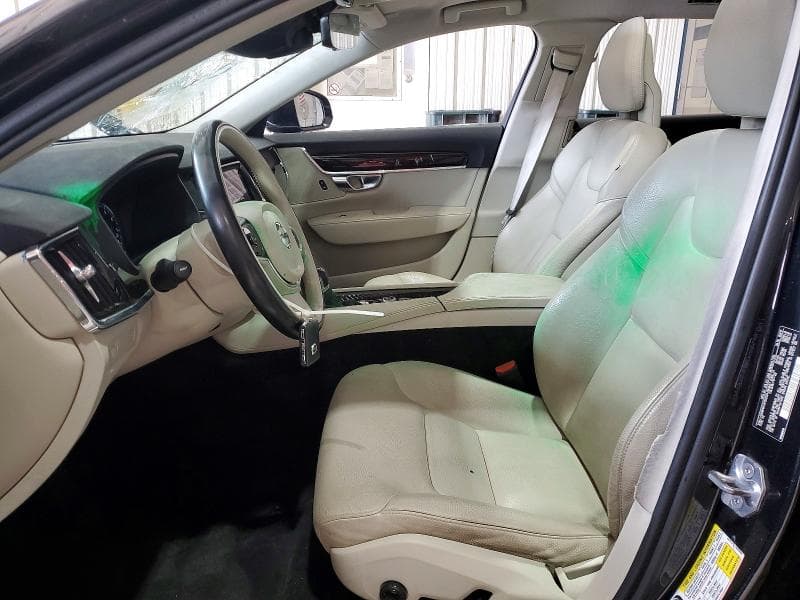 2018 VOLVO S90 T6 MOMENTUM T6 MOMENTUM 7