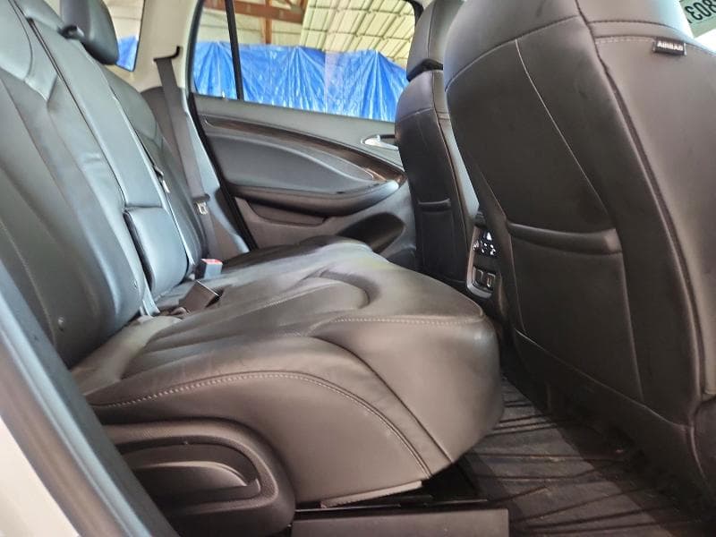 2019 BUICK ENVISION ESSENCE 11