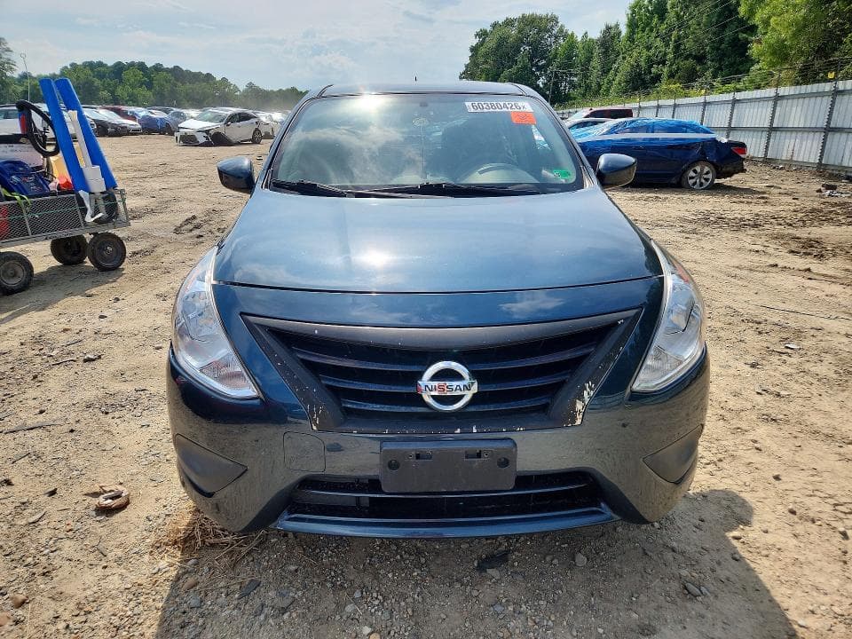 2017 NISSAN VERSA 1.6 S 5