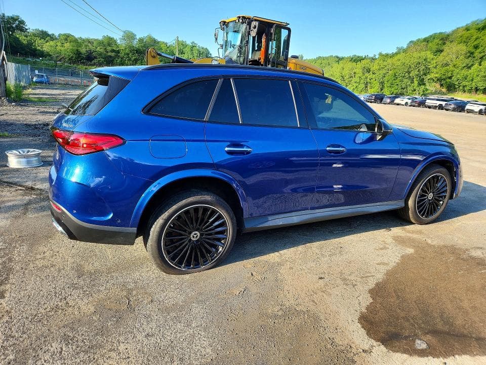 2023 MERCEDES-BENZ GLC 300 4MATIC 300 4MATIC 3