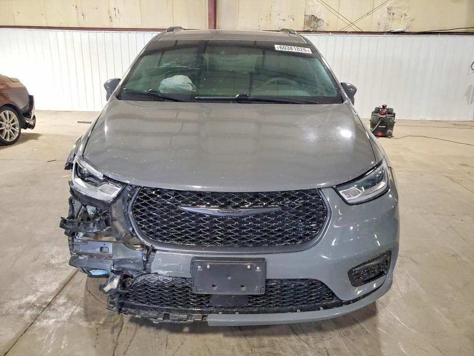 2022 CHRYSLER PACIFICA TOURING L 5