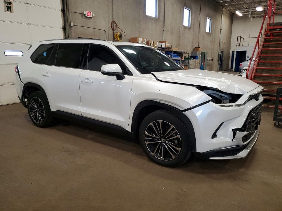2024 TOYOTA GRAND HIGHLANDER HYBRID MAX PLATINUM 4