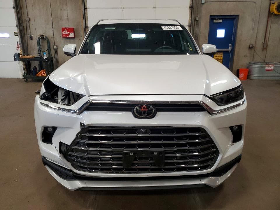 2024 TOYOTA GRAND HIGHLANDER HYBRID MAX PLATINUM 5